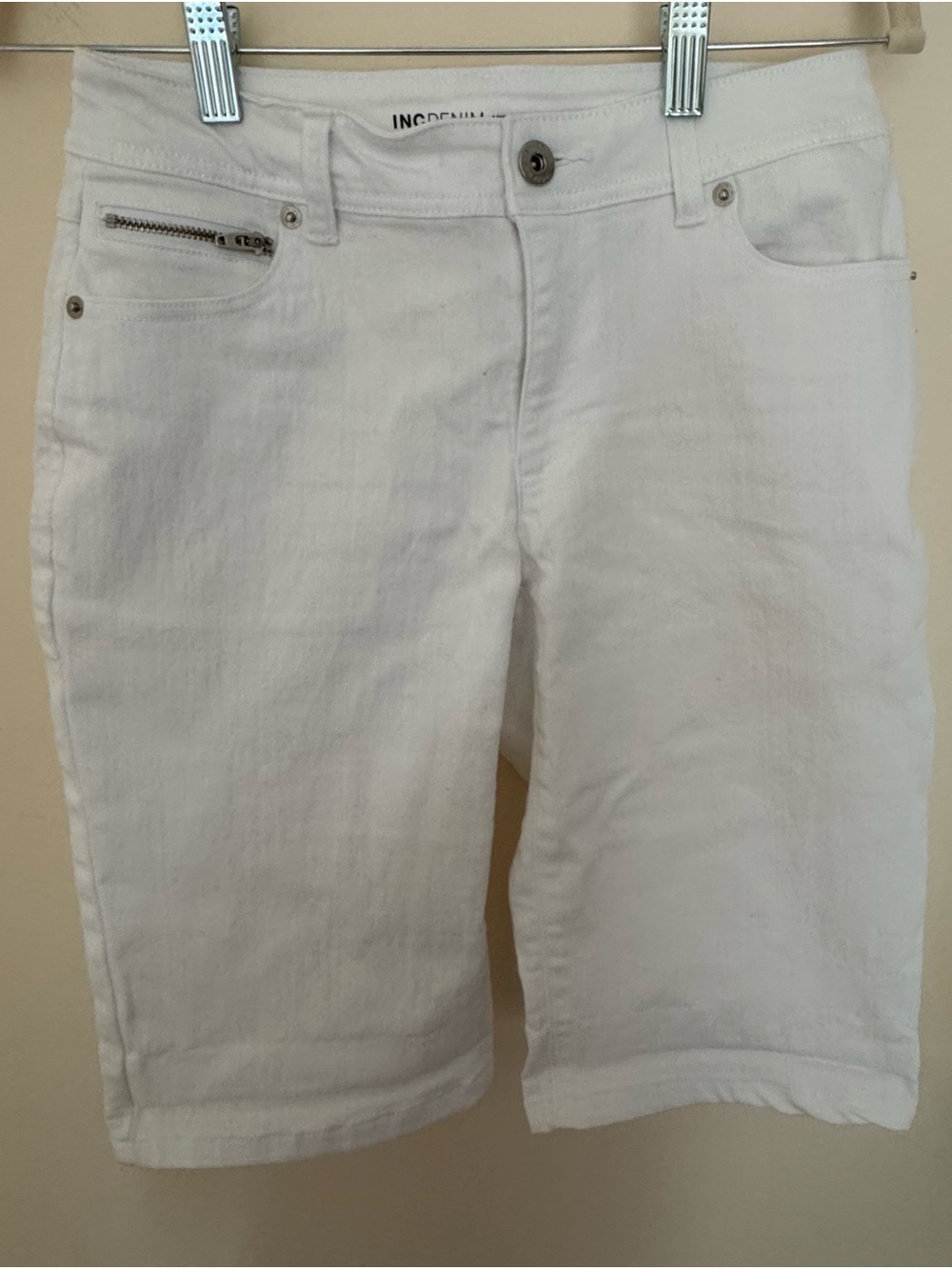 INC International Concepts White Bermuda Shorts with Zip Pocket Detail